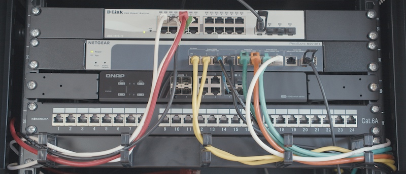 Switch Netgear MS510TX synology ds1819plus